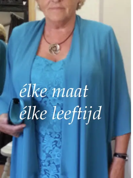 Voor de (dag) gasten van een bruiloft. Suitkledij.